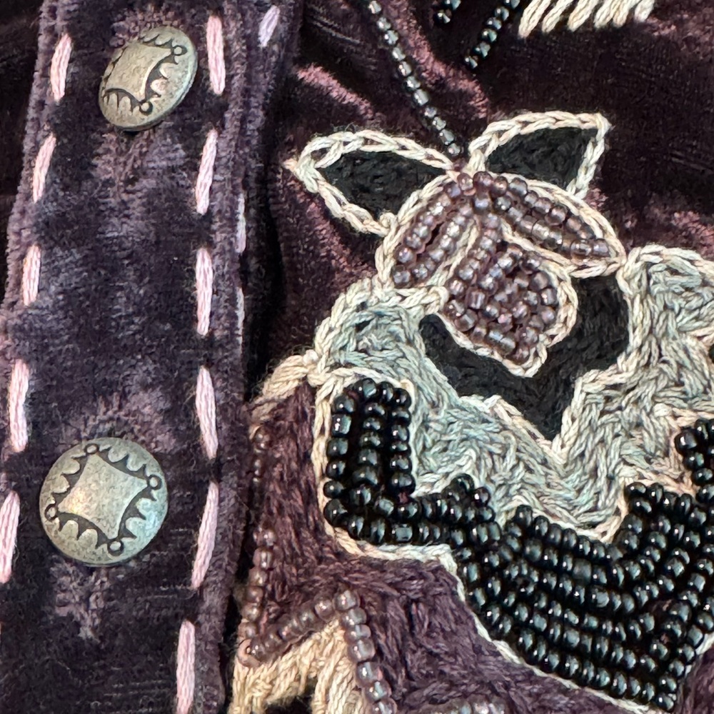 Double D Ranch Xiola heavily embroidered beaded Velvet Tunic NWOT - Picture 5 of 15